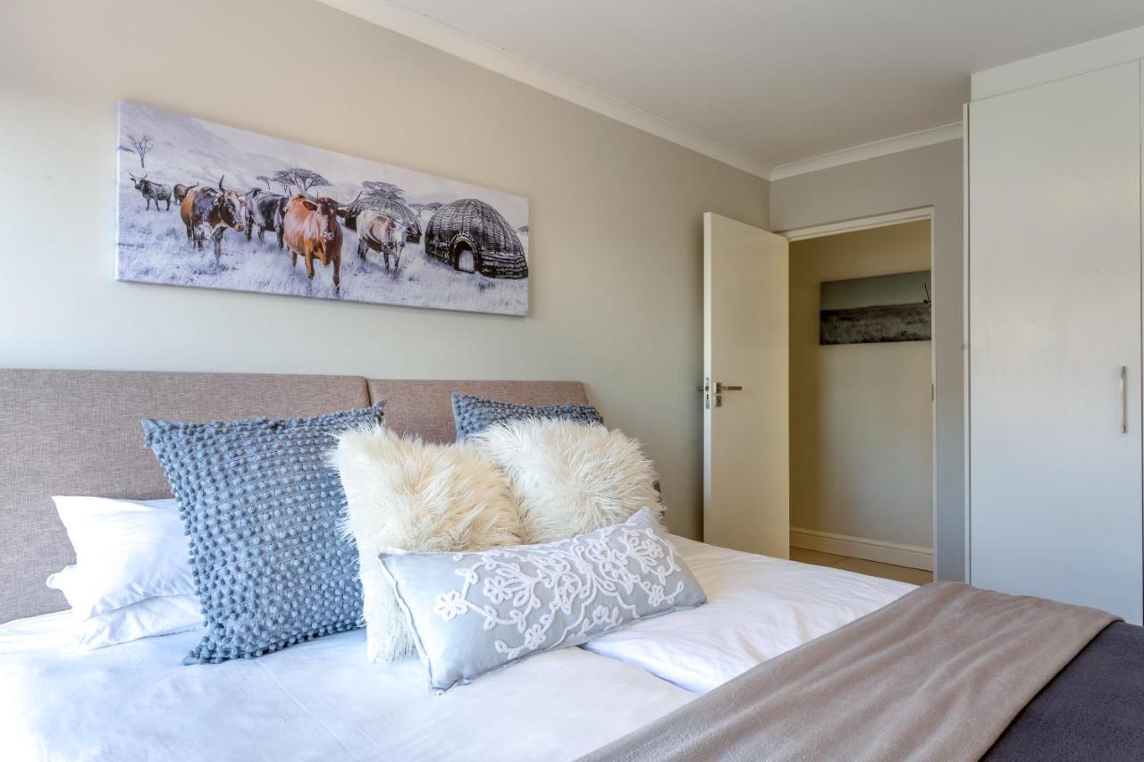 The Paragon Urbane Centrally Located, Modern Comforts Apartment Kapstadt