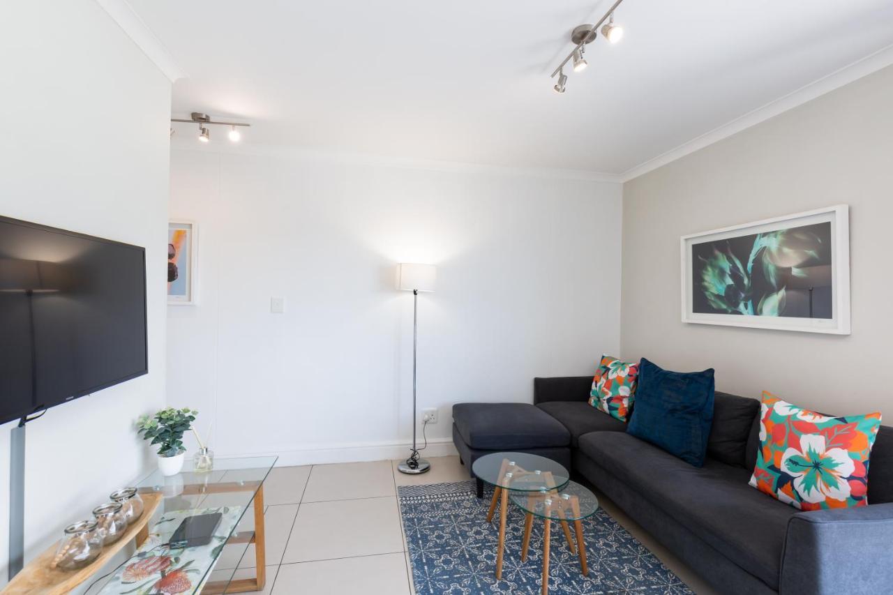 The Paragon Urbane Centrally Located, Modern Comforts Apartment Kapstadt