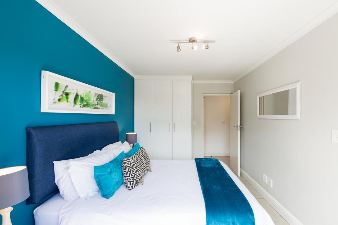 Apartment The Paragon Urbane Centrally Located, Modern Comforts